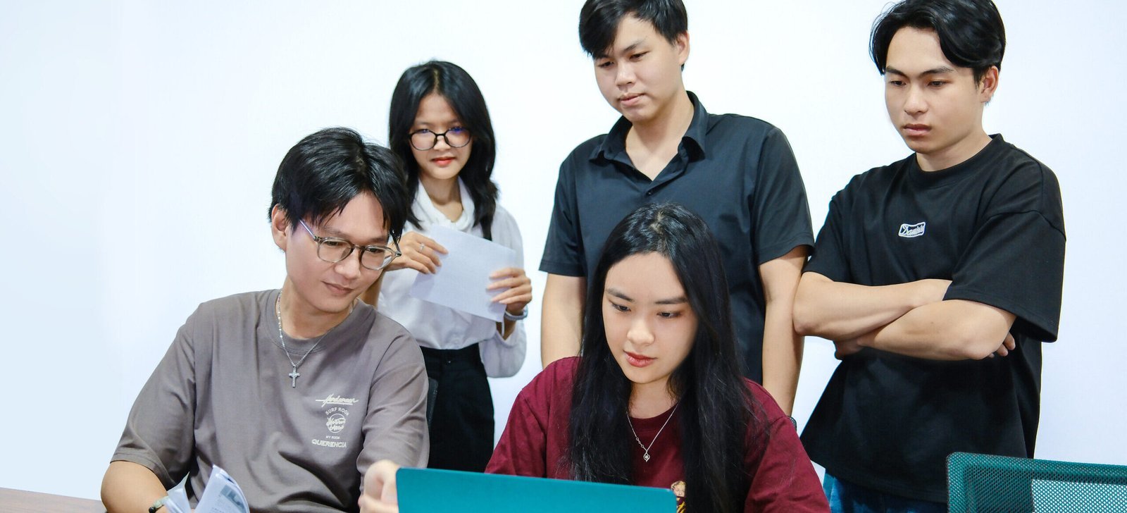 Đội Ngũ Moonpress Media Họp Ý Tưởng